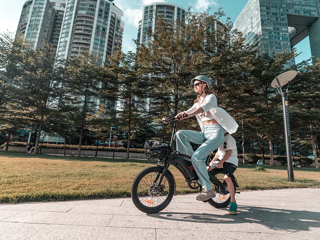 Unleash the Power: Discover the Speed and Efficiency of the KUGOO KIRIN V1 (B2) Electric Bike