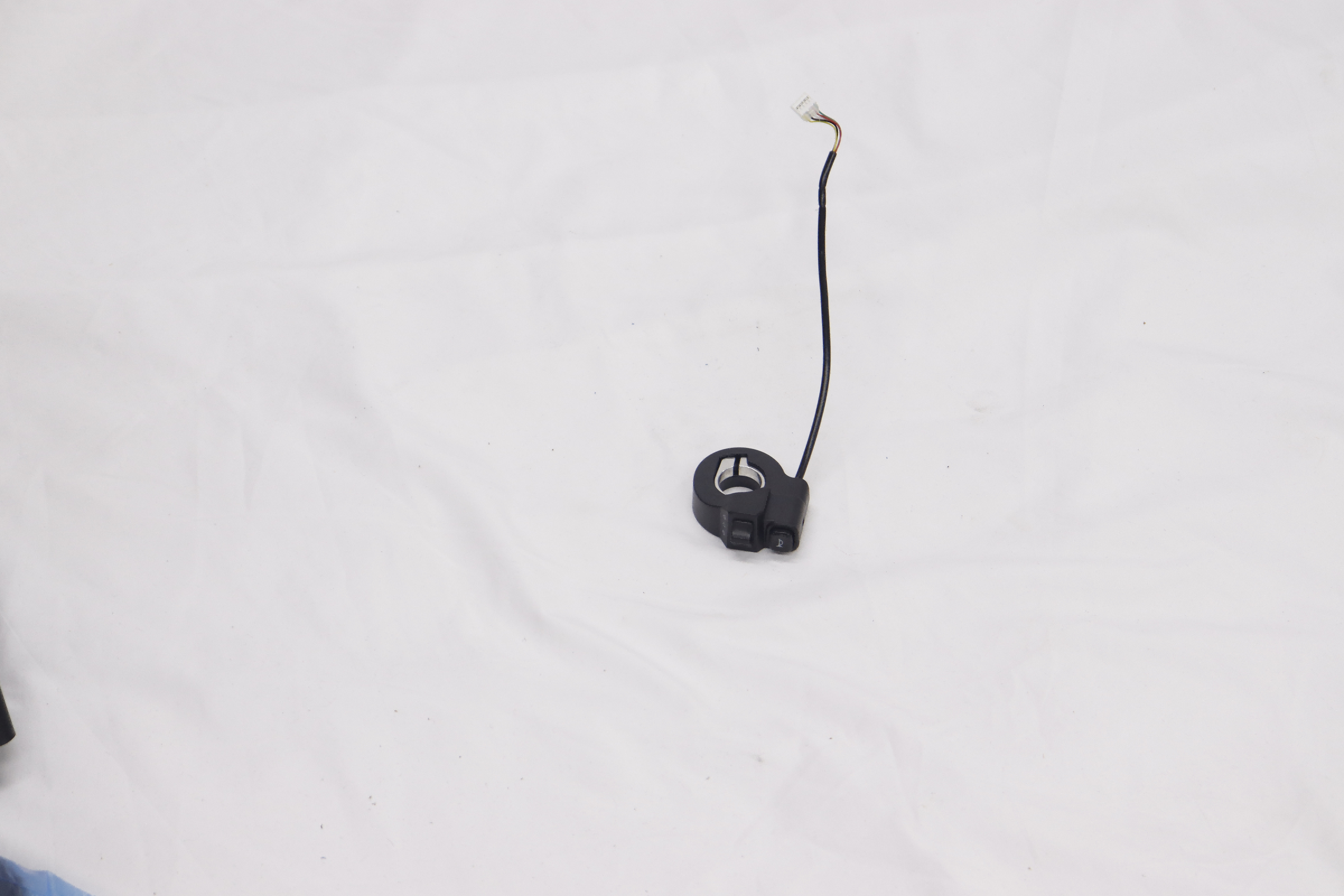 Spare Parts KUKIRIN G4:controller，charger，accelerator lever，light switch，battery，etc...
